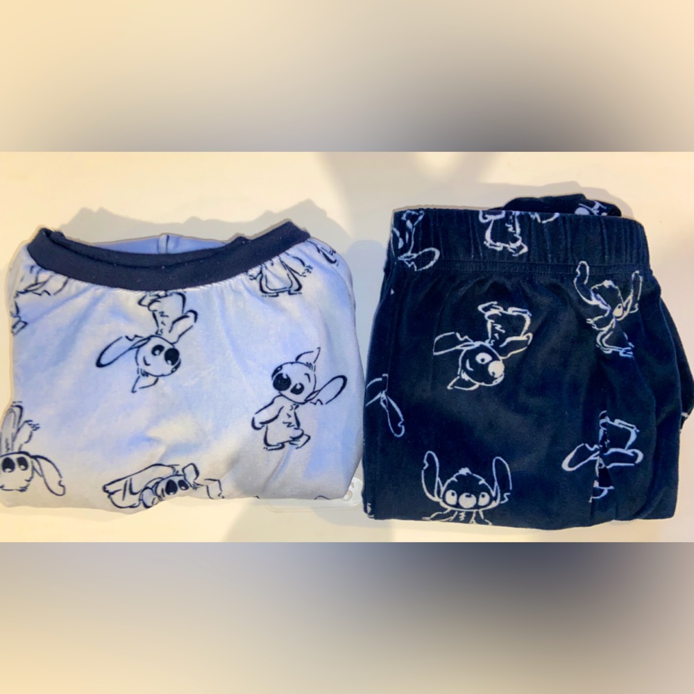 Lilo & Stitch PJ Set “size small” SUPER SOFT